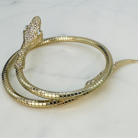 Wrap Snake Bracelet Pearl In Mouth Rhinestone Head Coiled Gold-tone Wrist or Arm - Picture 10 of 13